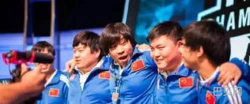 s3皇族阵容是全华班吗(s3老皇族战队成员名单)